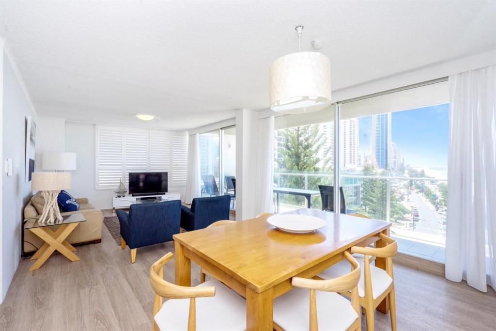 One The Esplanade Apartments On Surfers Paradise โกลด์โคสต์ ภายนอก รูปภาพ