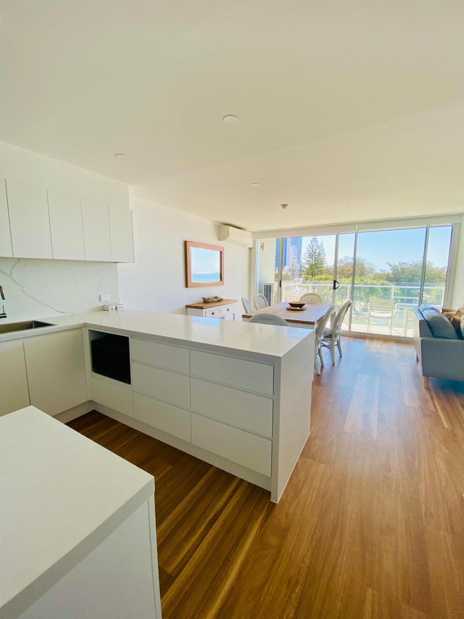 One The Esplanade Apartments On Surfers Paradise โกลด์โคสต์ ภายนอก รูปภาพ